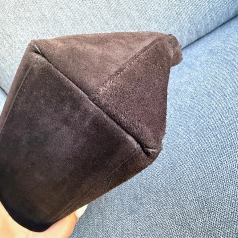 Madewell Brown Suede sculptural Shoulder Bag (dark carob) - Picture 4 of 7